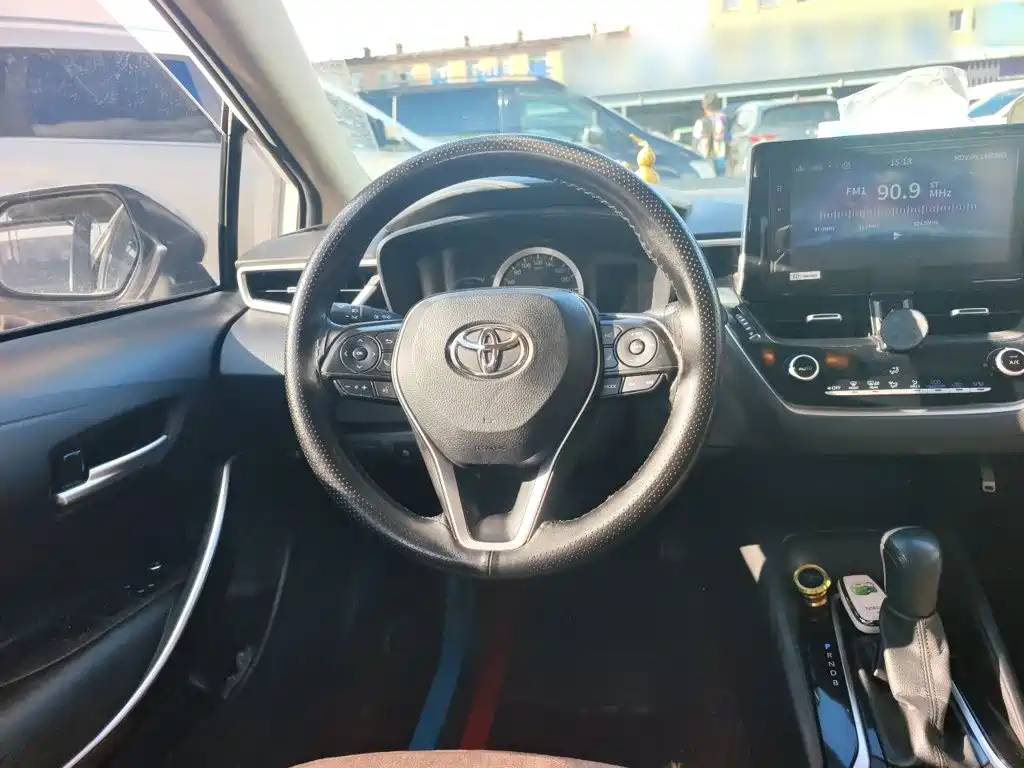 Toyota Corolla — миниатюра 6