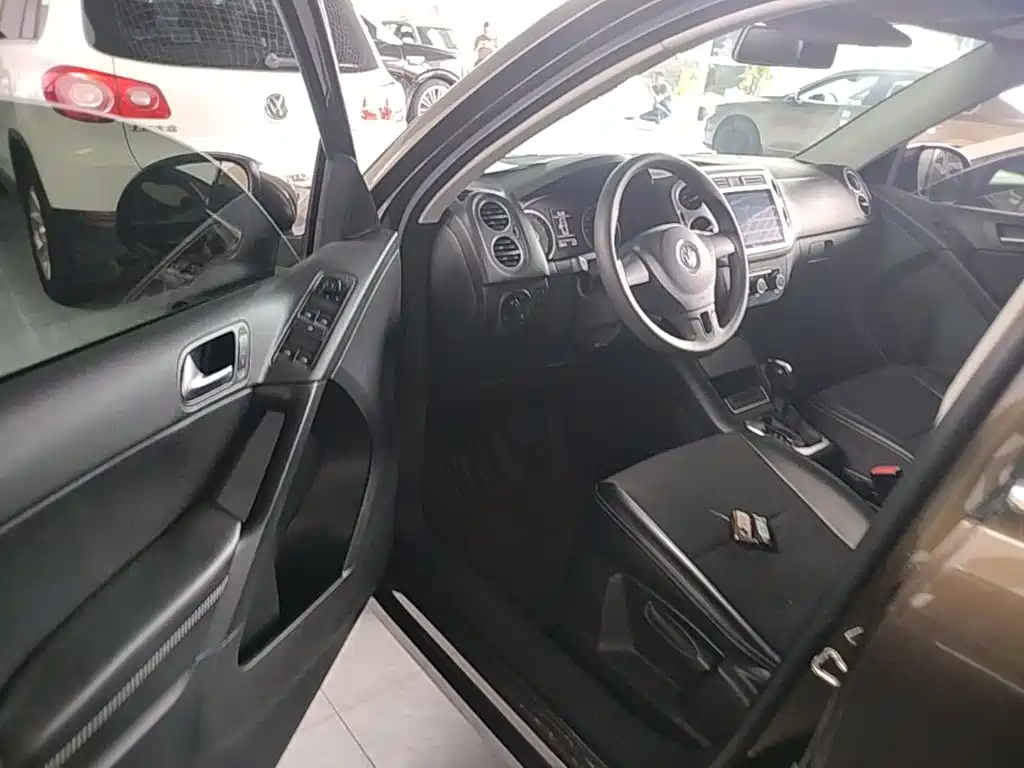 Volkswagen Tiguan — миниатюра 16