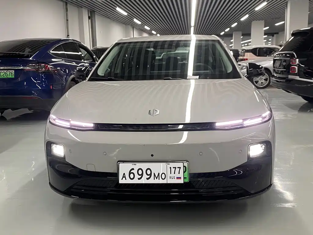 Leapmotor Leapmotor B01 — миниатюра 2