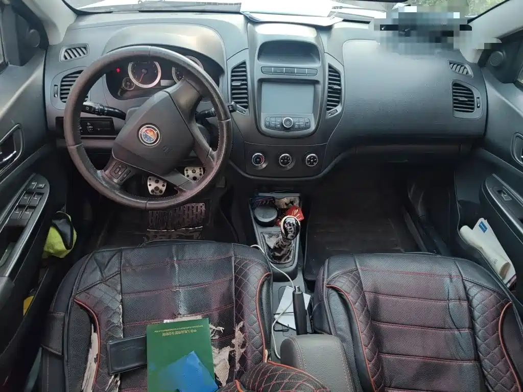 Geely King Kong — миниатюра 10