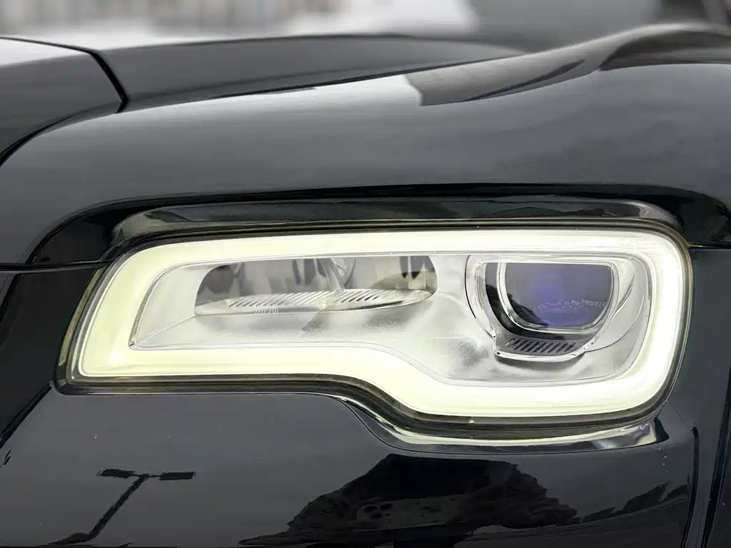 Rolls-Royce Ghost — миниатюра 19