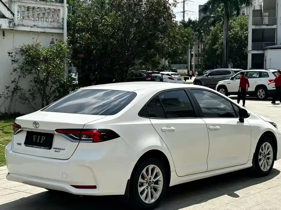 Toyota Corolla — миниатюра 9