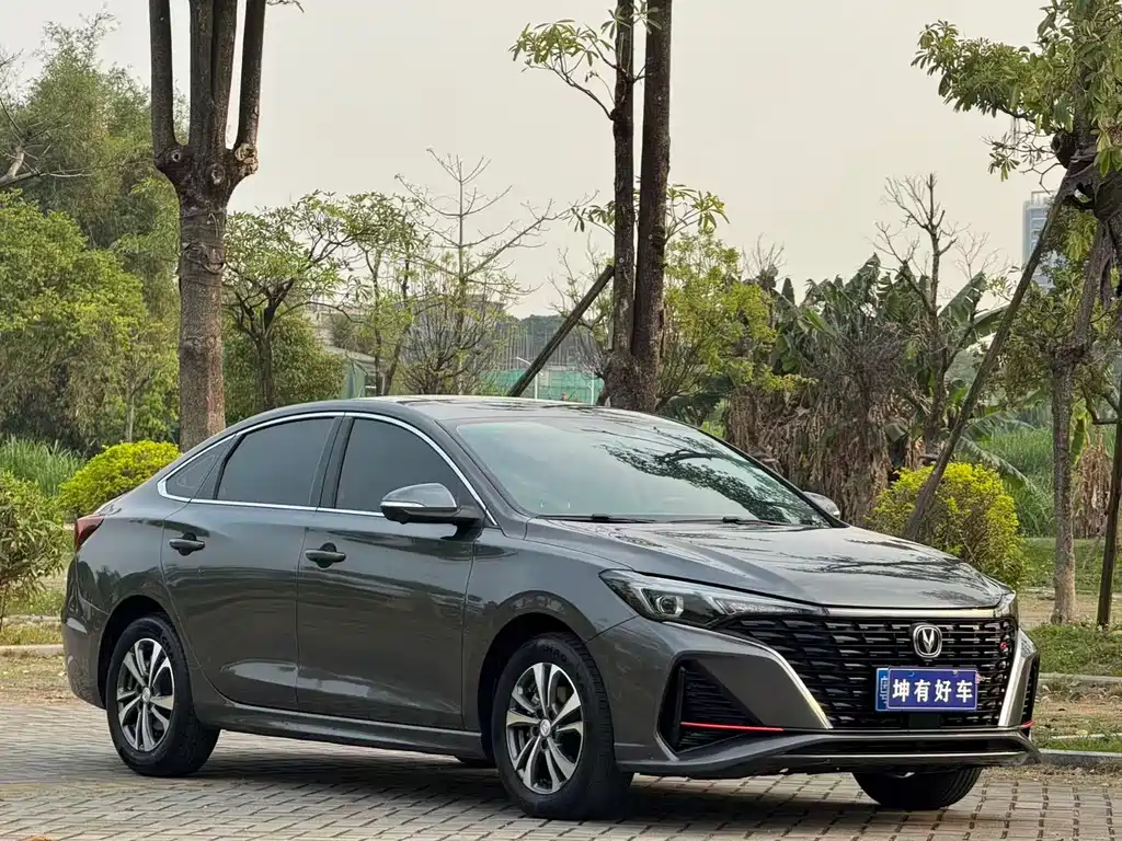 Changan Eado — миниатюра 3