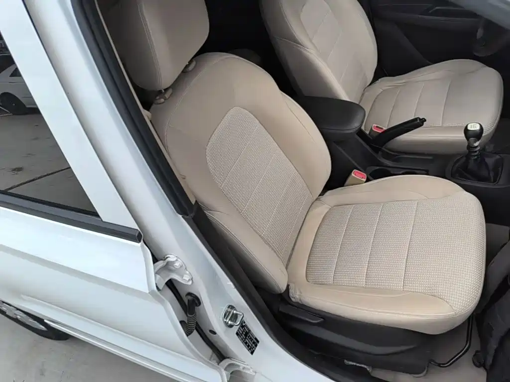 Wuling Hongguang — миниатюра 25