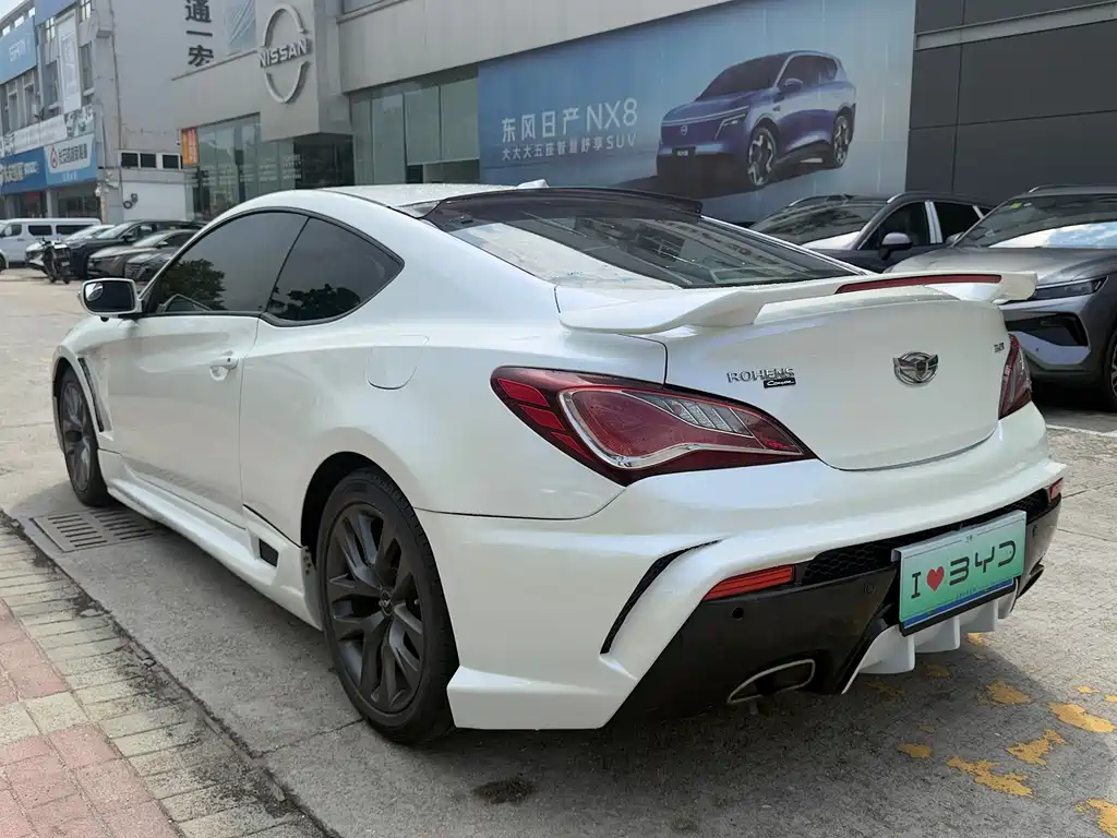 Hyundai Genesis Coupe — миниатюра 11