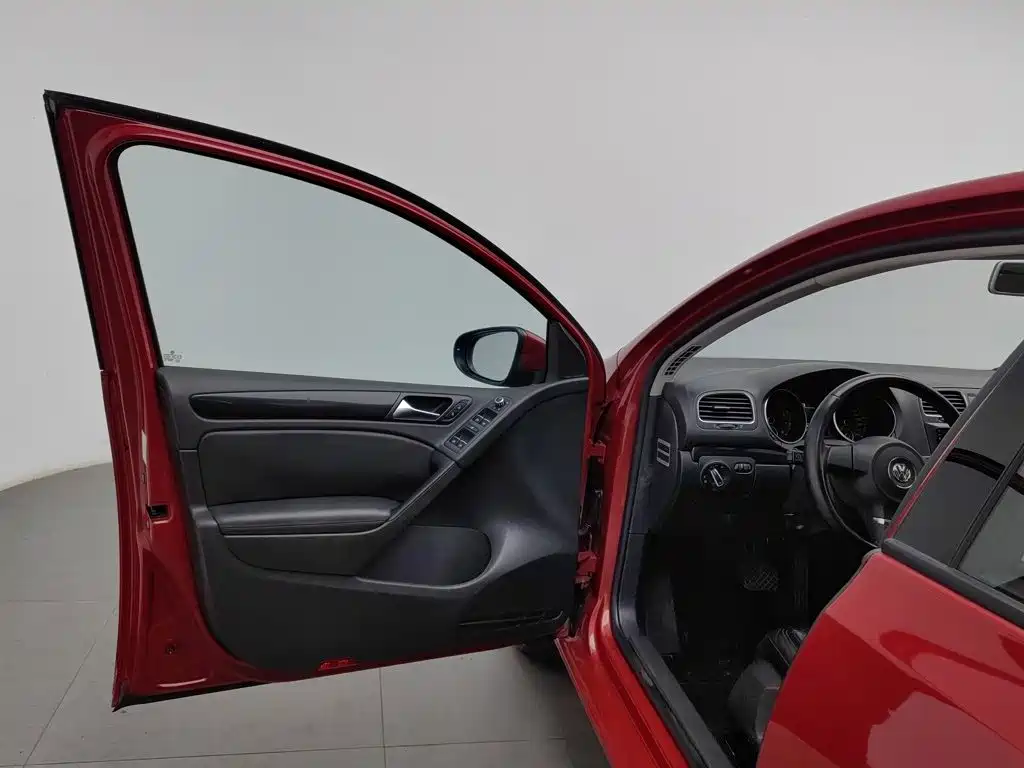 Volkswagen Golf — миниатюра 8