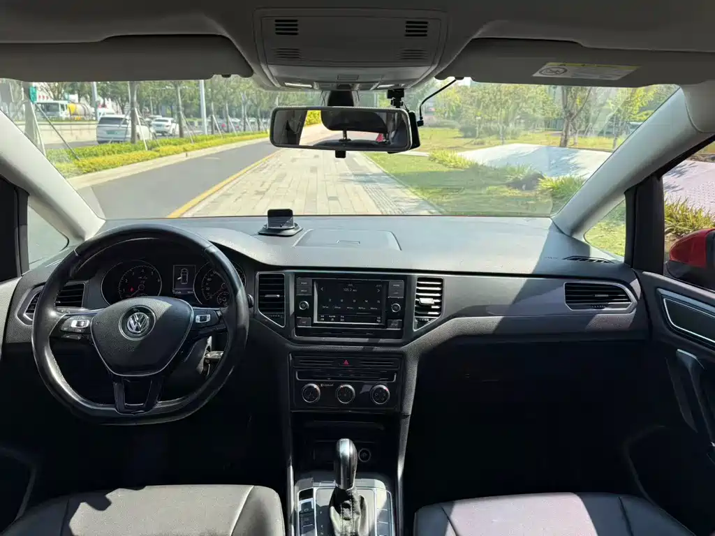 Volkswagen Golf Sportsvan — миниатюра 5