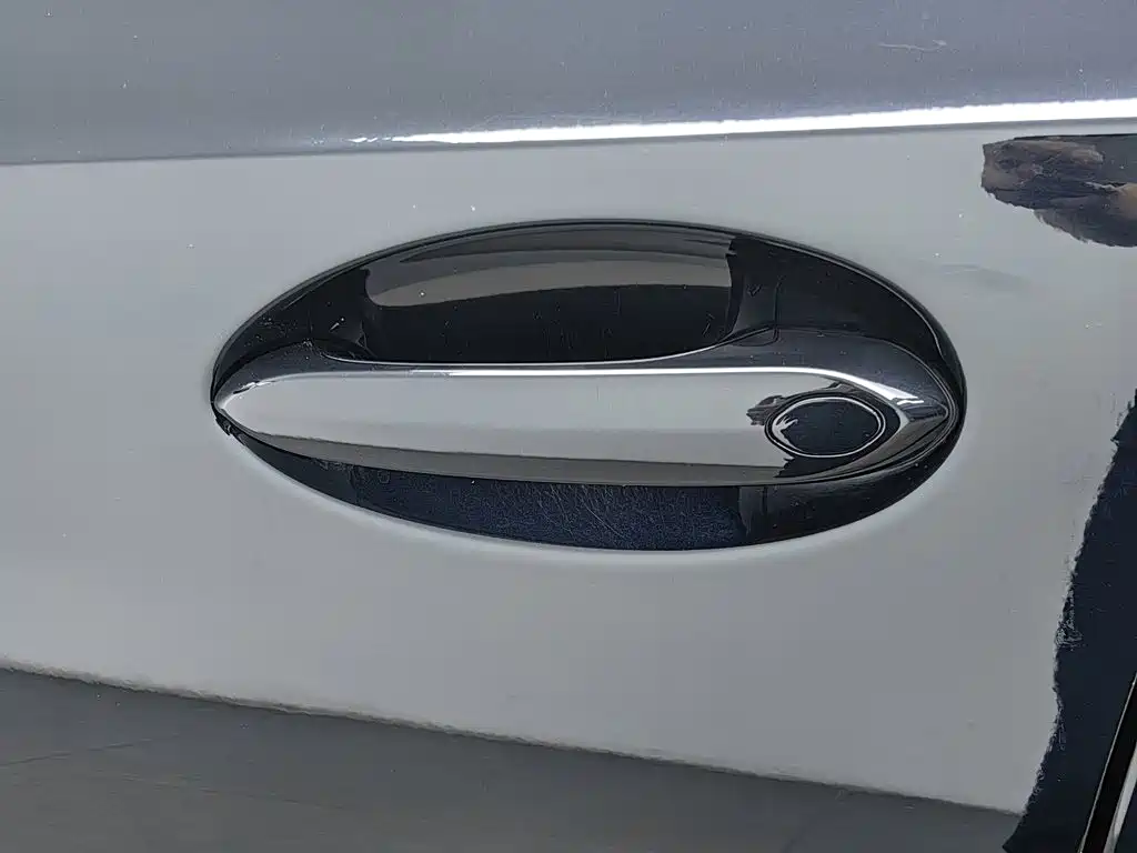 BMW 3 Series — миниатюра 18
