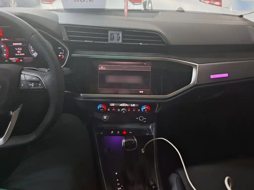 Audi Q3 Sportback — миниатюра 10