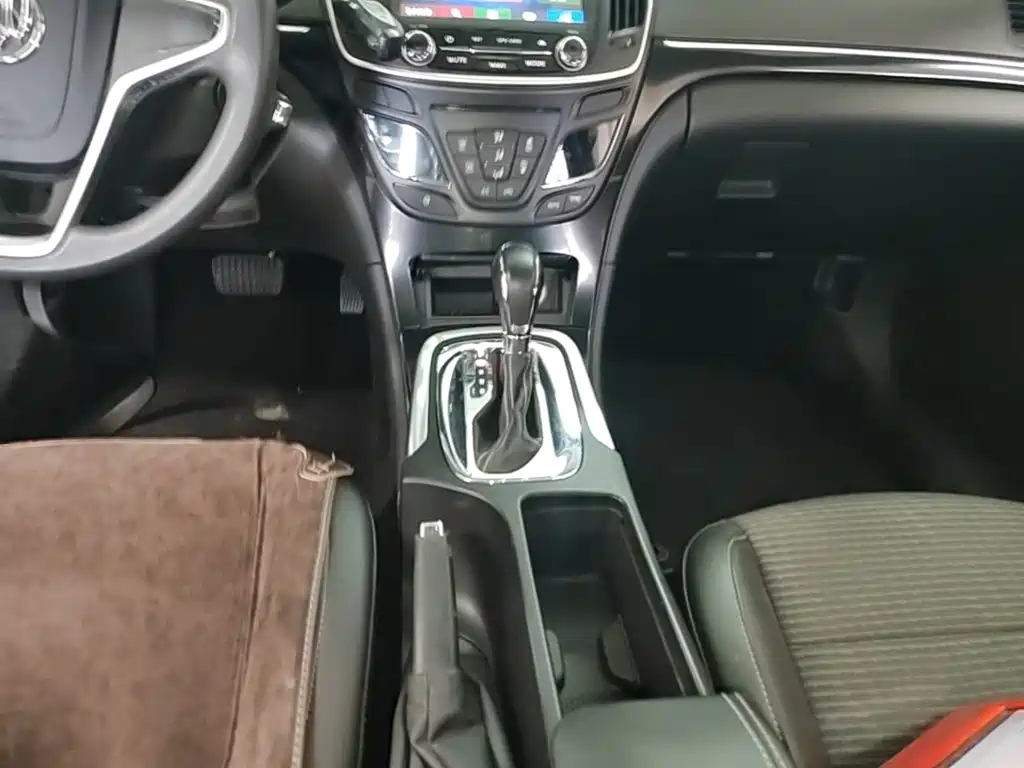 Buick Regal — миниатюра 14