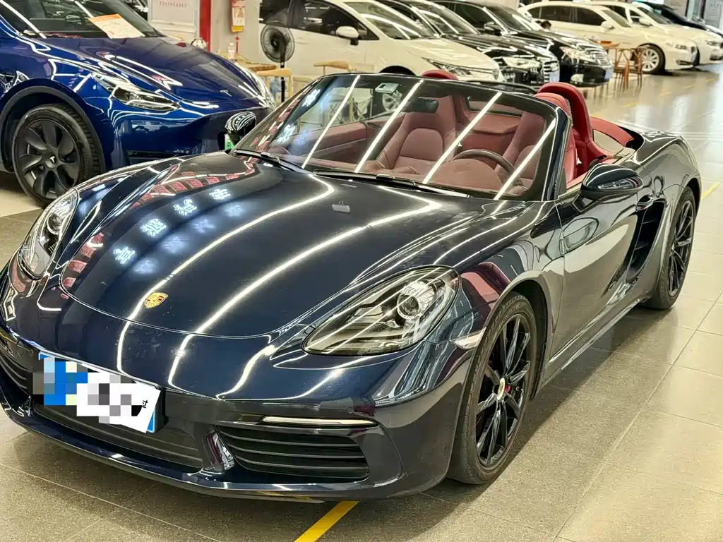 Купить Porsche 718