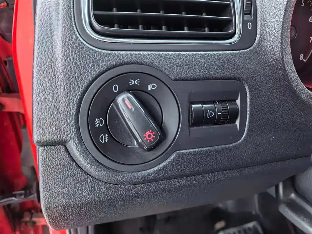 Volkswagen Polo — миниатюра 9
