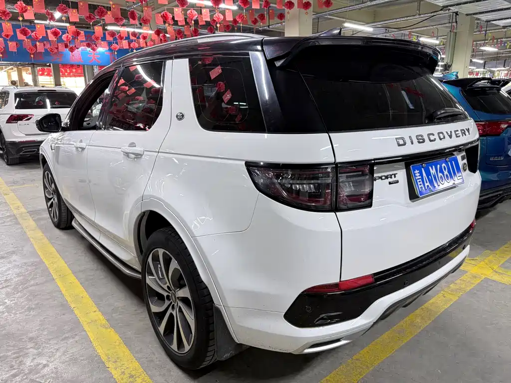 Land Rover Discovery Sport — миниатюра 17
