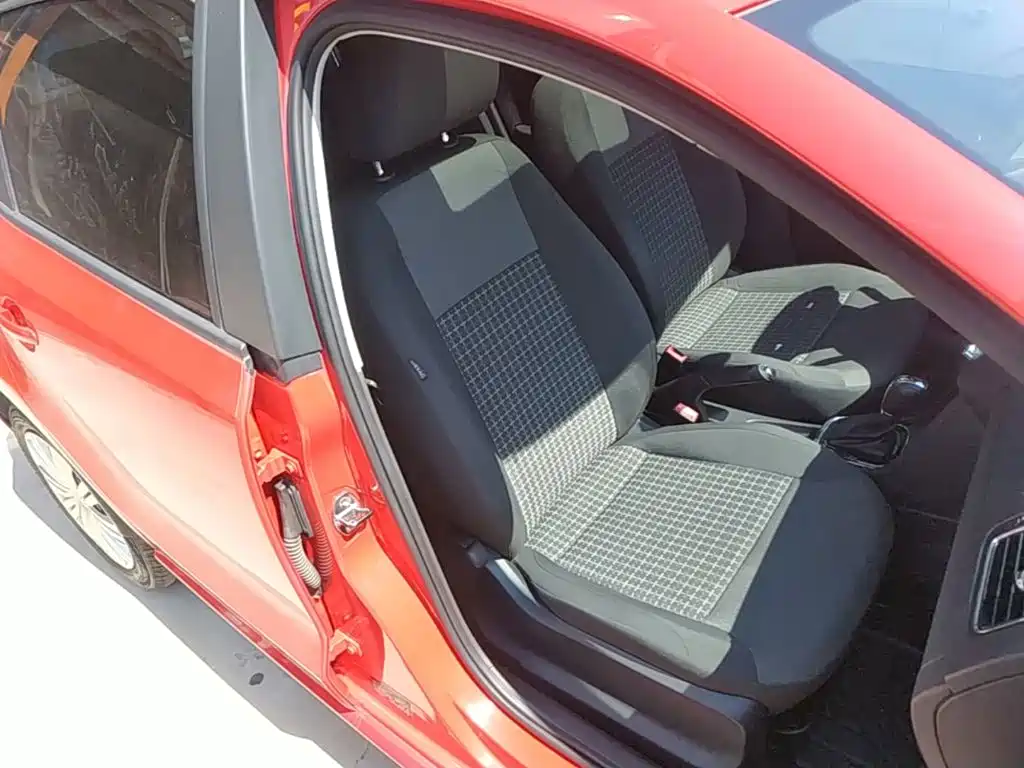 Volkswagen Polo — миниатюра 25