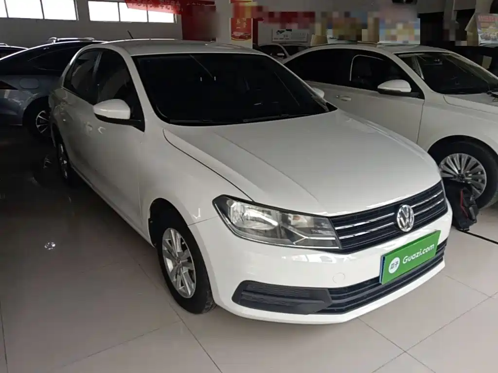 Volkswagen Santana — миниатюра 4