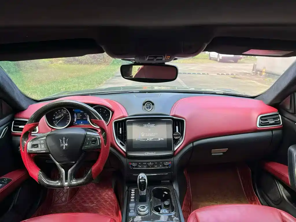 Maserati Ghibli — миниатюра 4