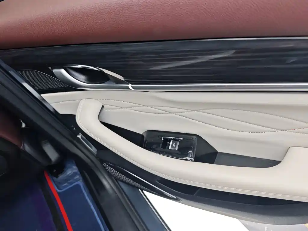 Geely Xingyue L — миниатюра 8