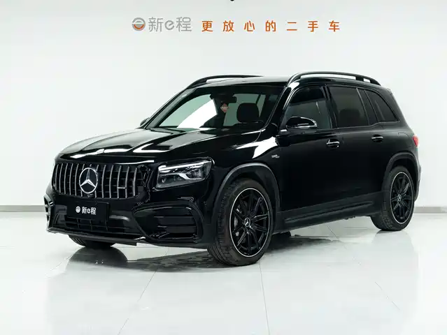 MERCEDES-BENZ GLB AMG