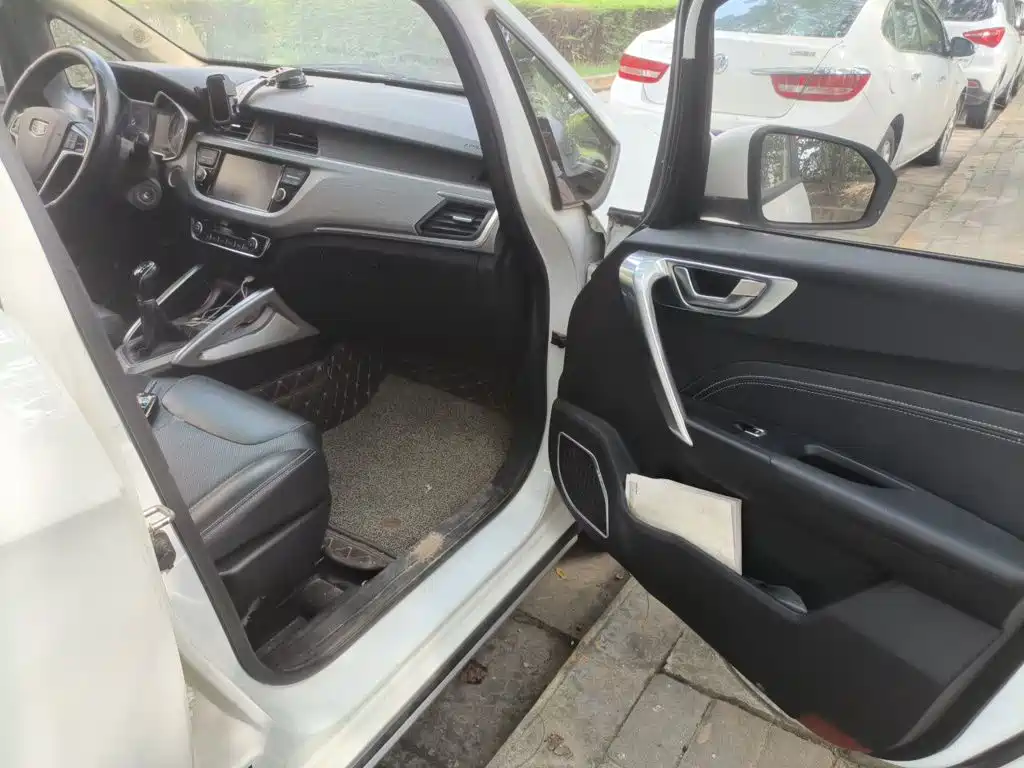 Geely Vision X3 — миниатюра 19