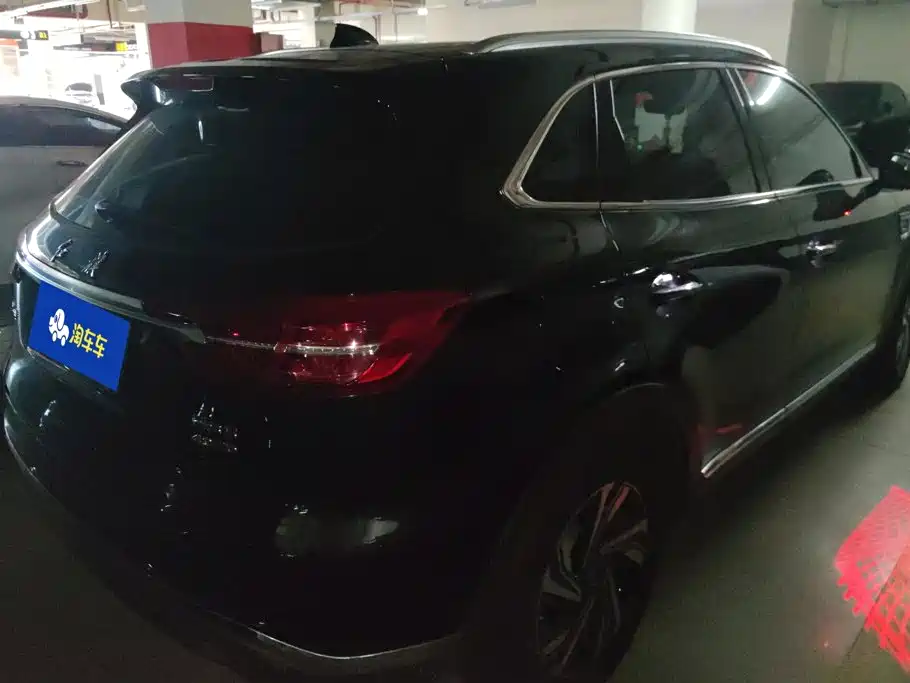Hongqi Hongqi HS5 — миниатюра 3