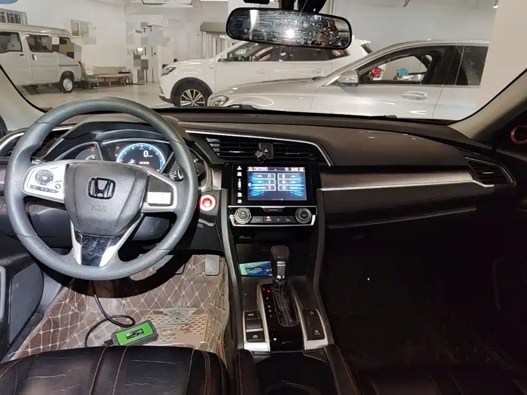 Honda Civic — миниатюра 10