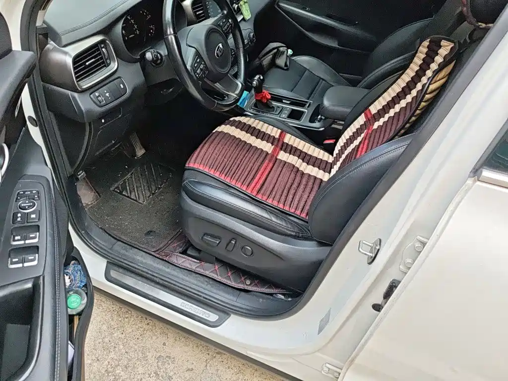 Kia Sorento — миниатюра 8