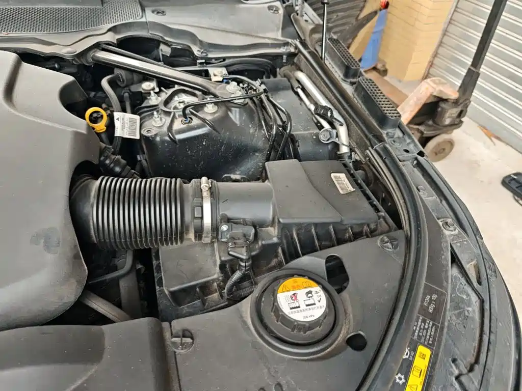 Land Rover Sport — миниатюра 21