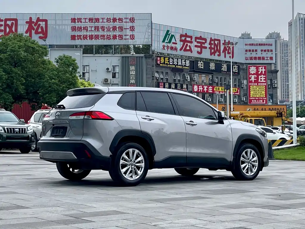 Toyota Corolla Cross — миниатюра 7