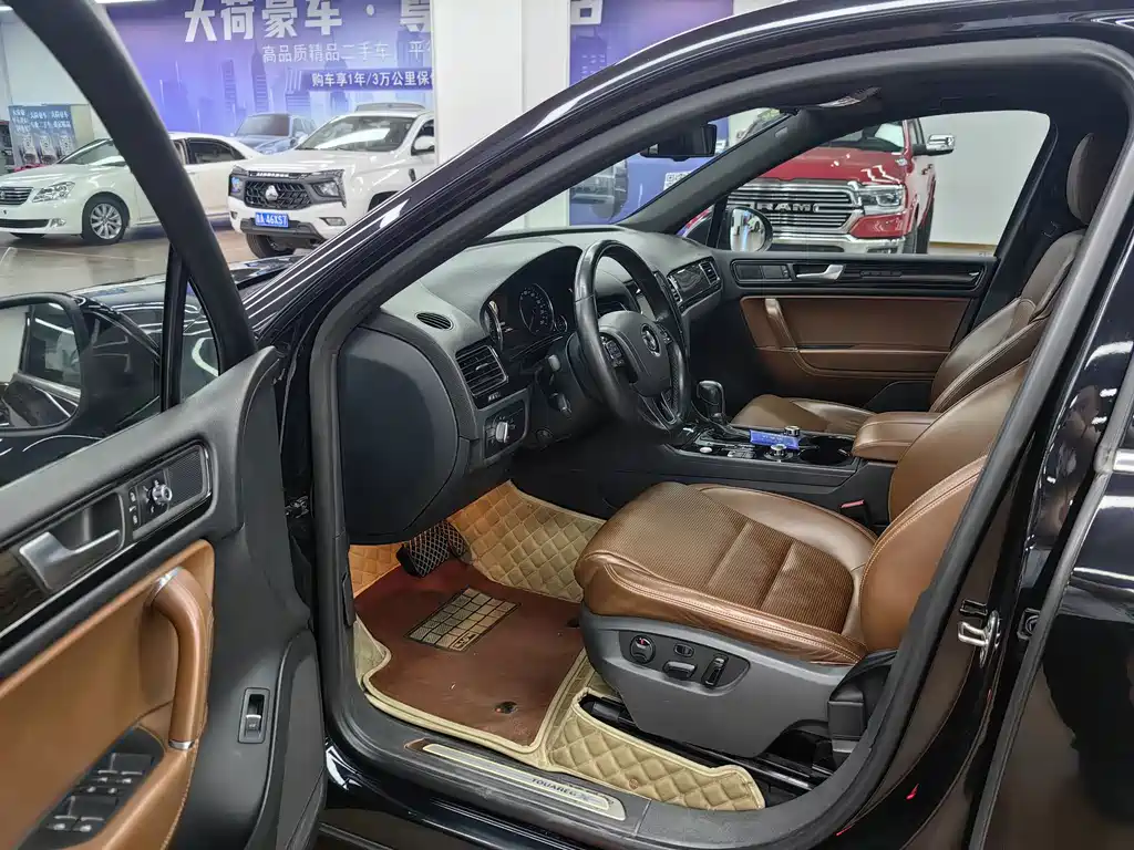 Volkswagen Touareg — миниатюра 9