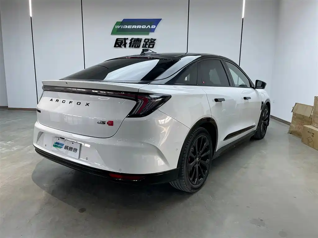 ARCFOX EXTREME FOX POLAR FOX ALPHA S