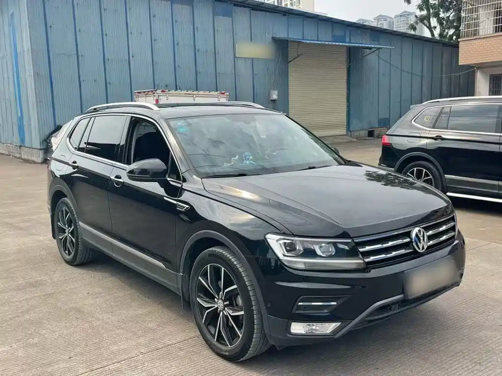 Volkswagen Tiguan L — миниатюра 4