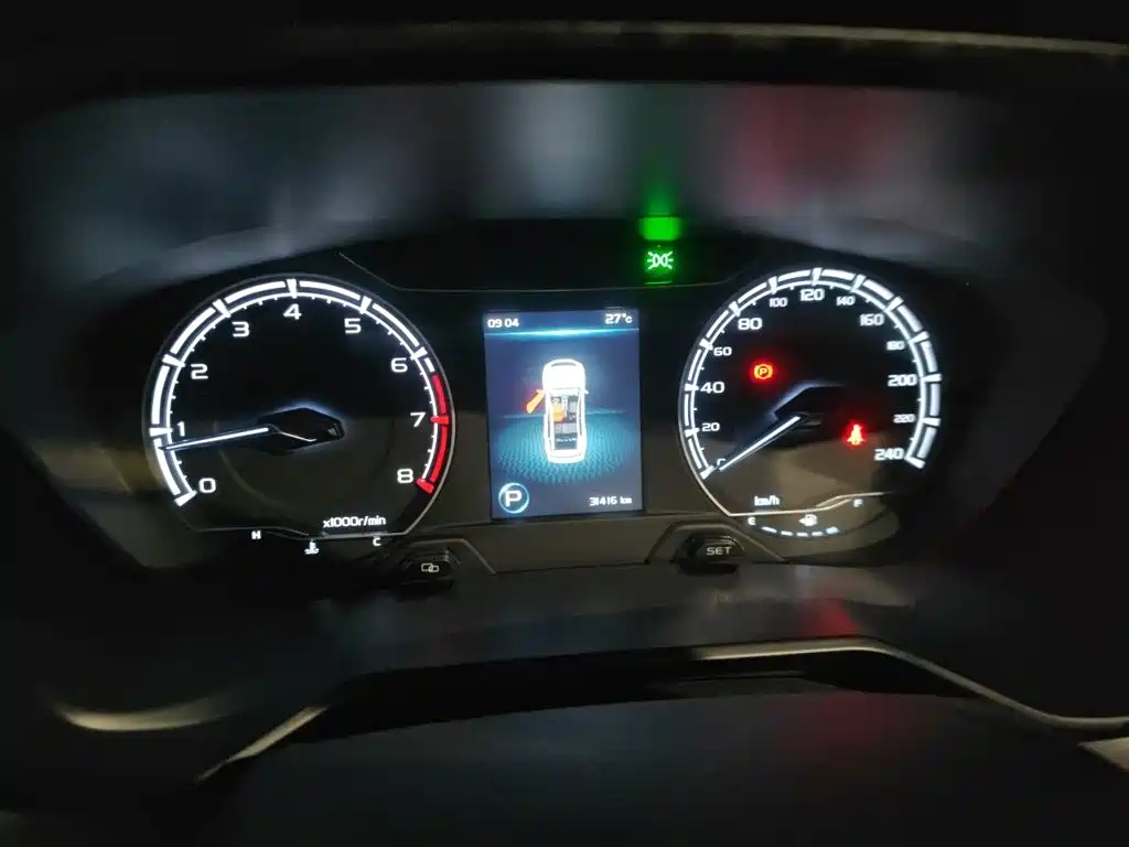 Geely Vision X6 — миниатюра 7