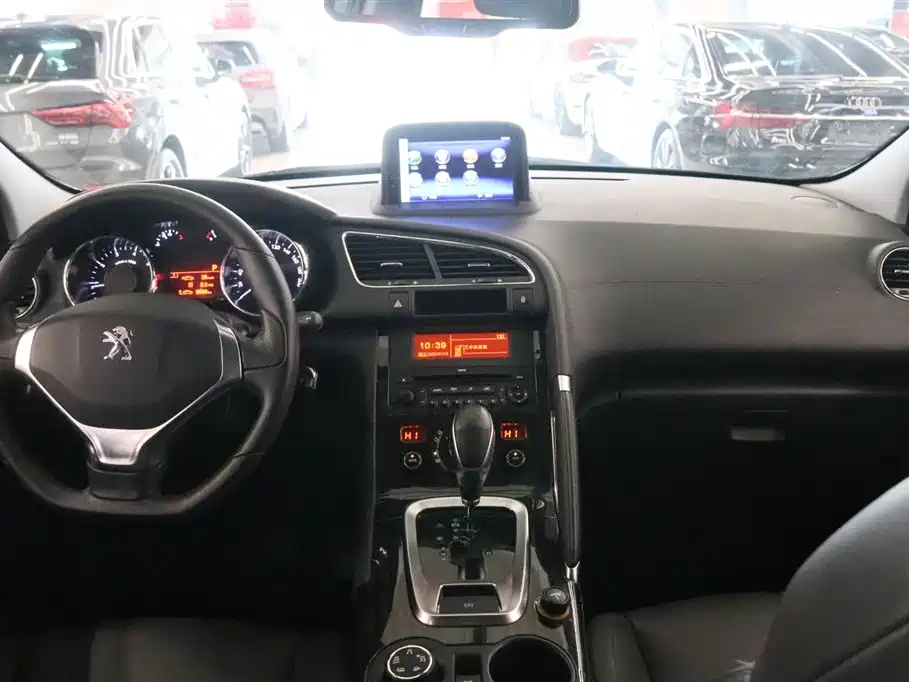 Peugeot 3008 2015 1.6THP AT