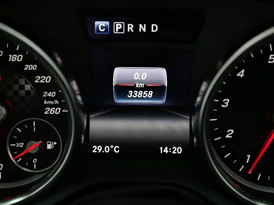 Mercedes-Benz SLC — миниатюра 16