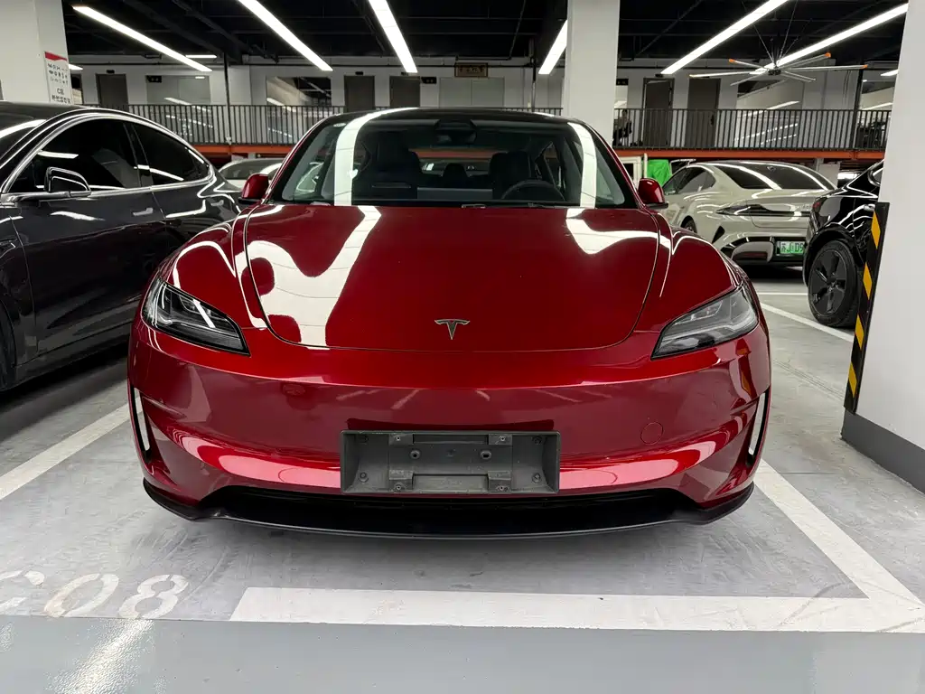 Tesla Model 3 — миниатюра 2