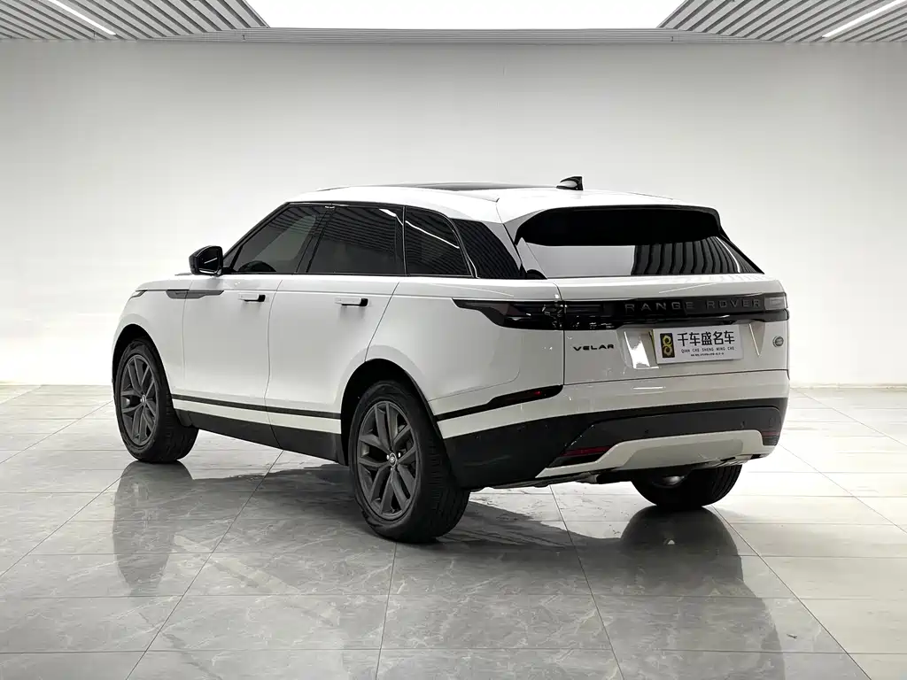 Land Rover Velar — миниатюра 4