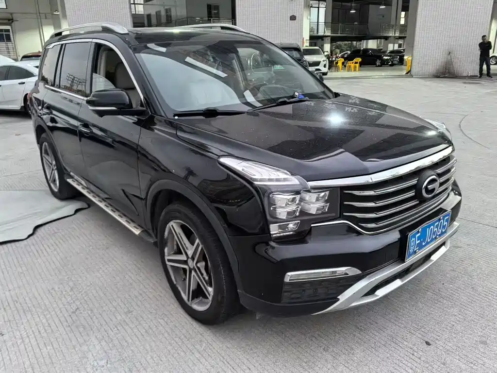 GAC Motor Trumpchi GS8 - фото 3