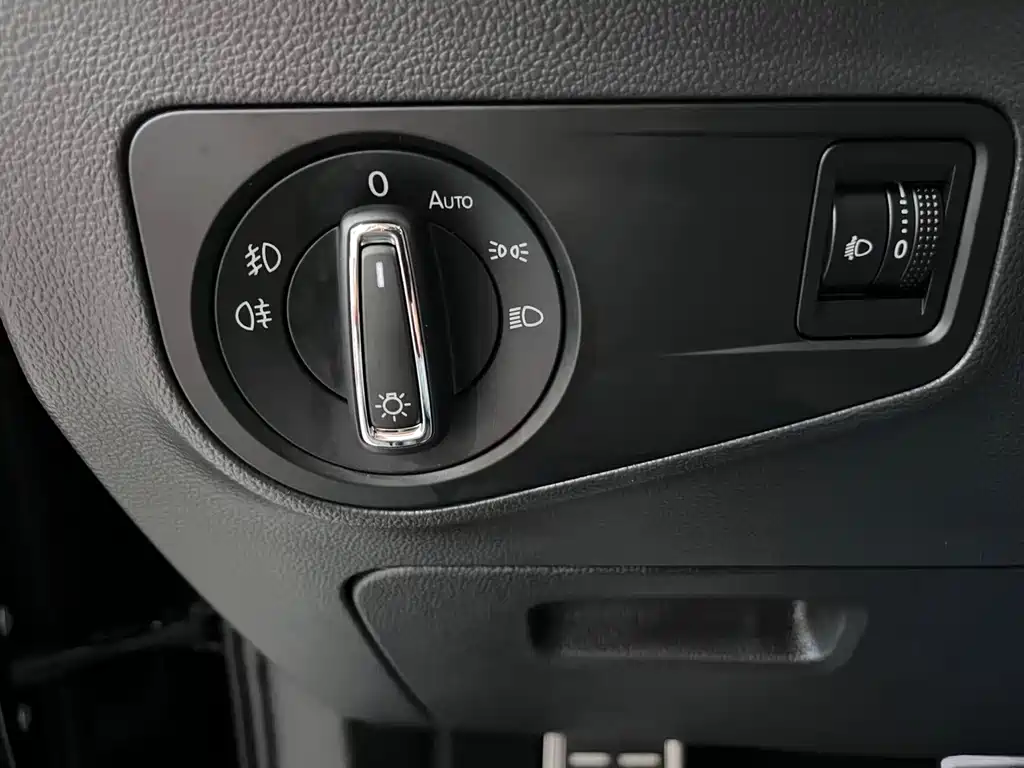 Volkswagen Tiguan L — миниатюра 6