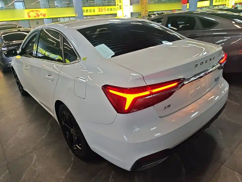 Roewe i6 MAX — миниатюра 5