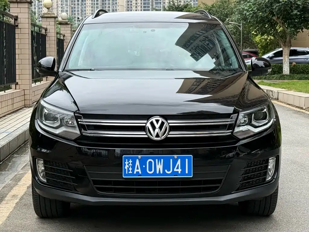 Volkswagen Tiguan — миниатюра 2