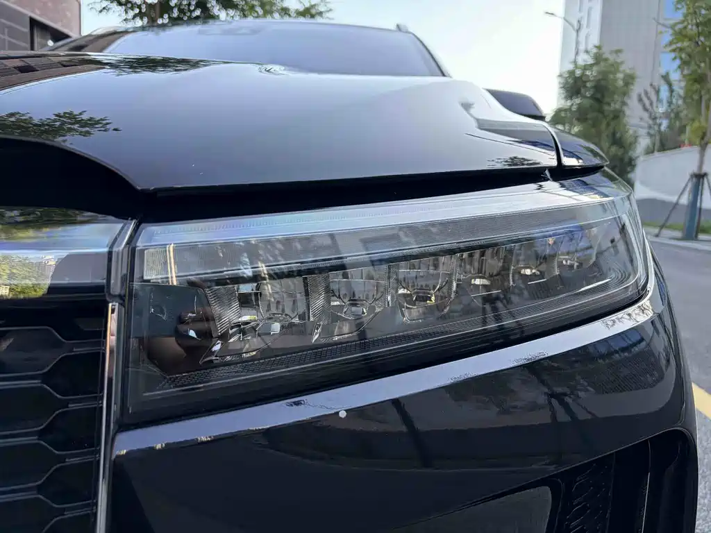 Li Auto Li ONE — миниатюра 5