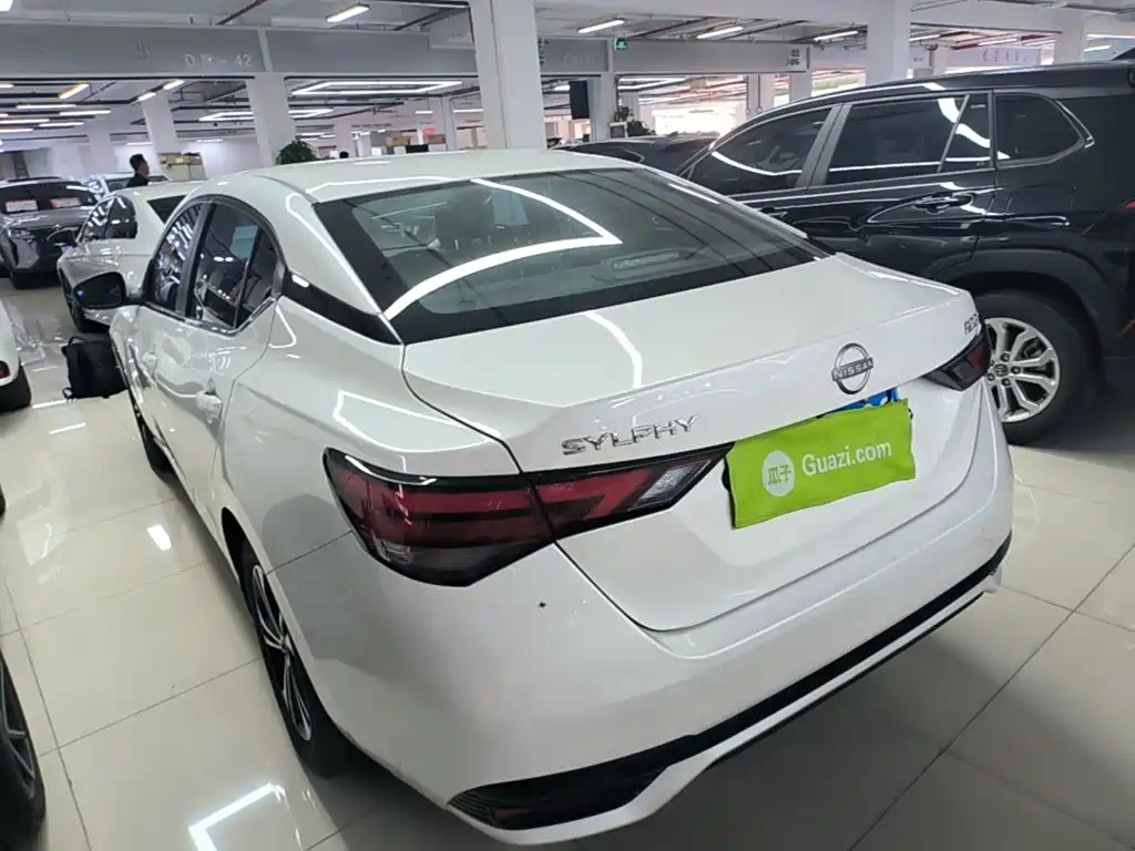 Nissan Sylphy — миниатюра 5