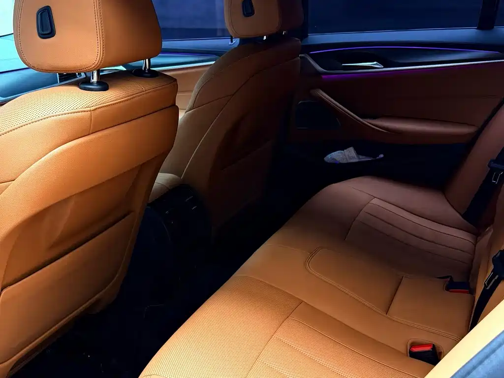 BMW 5 Series (Import) — миниатюра 14