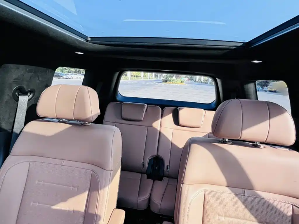 Hyundai Santa Fe — миниатюра 12