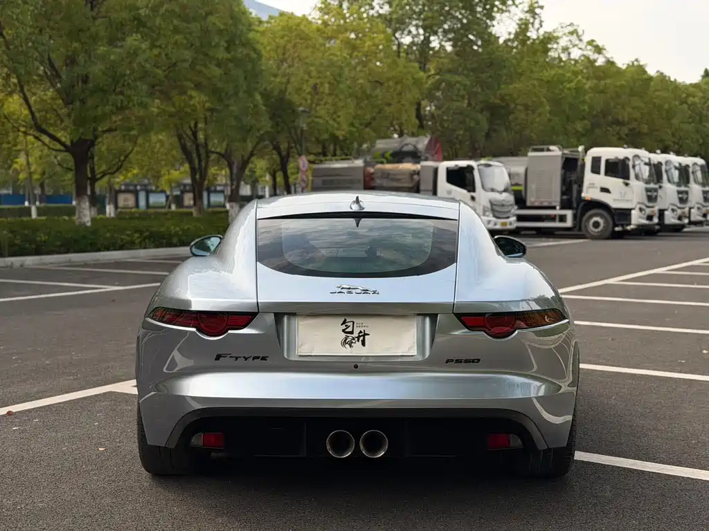 Jaguar F-TYPE — миниатюра 6