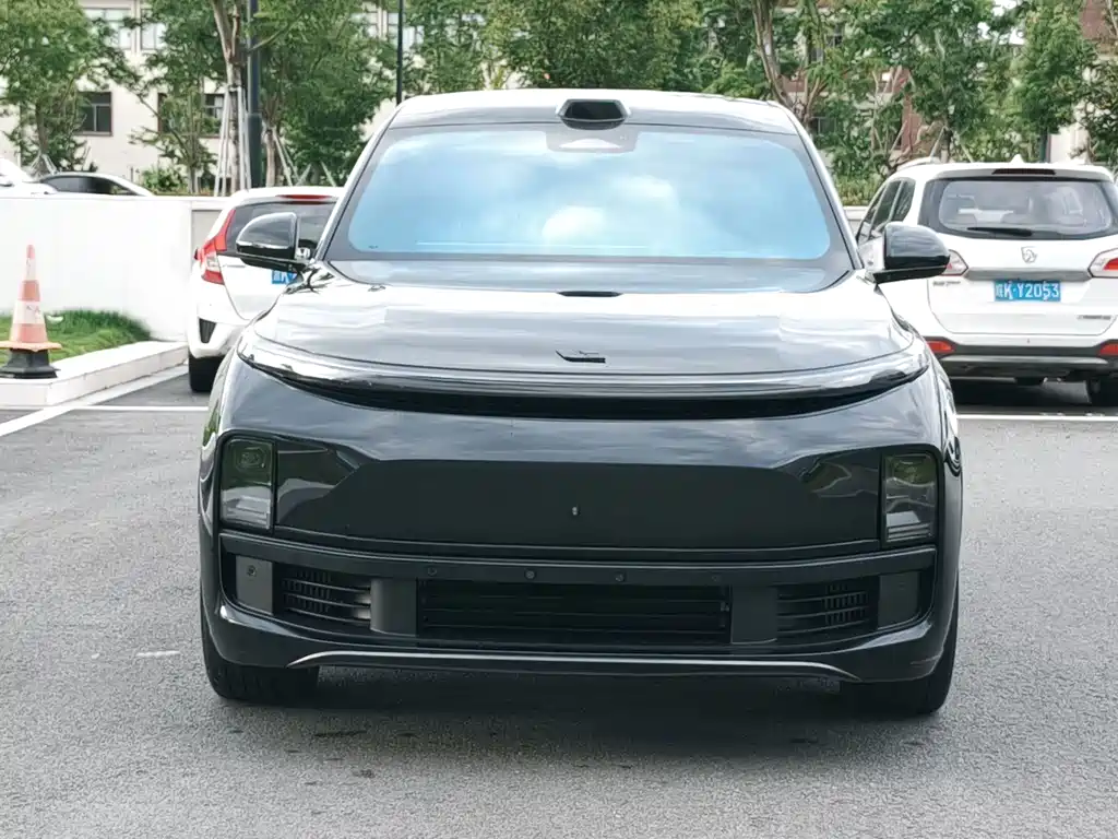 Li Auto Li L8 — миниатюра 2