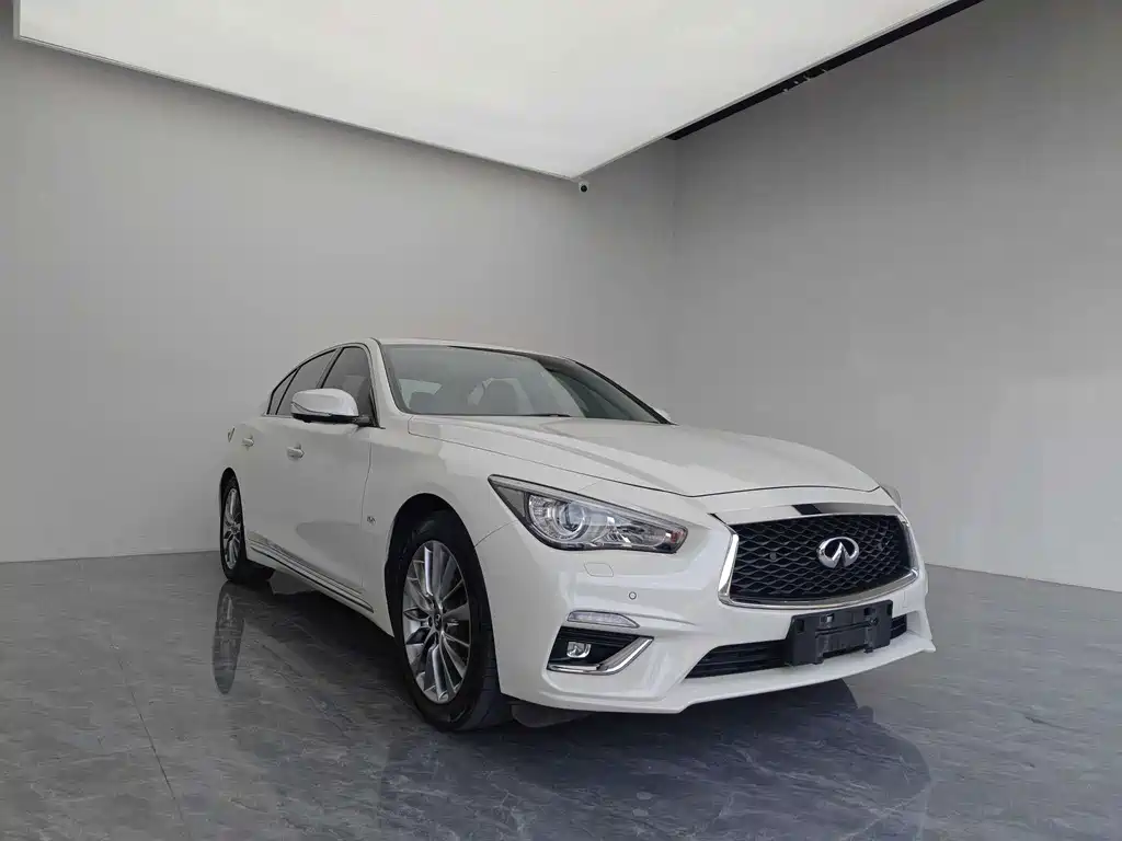 Infiniti Q50L — миниатюра 3