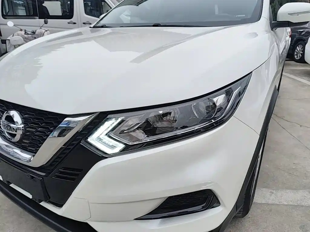 Nissan Qashqai — миниатюра 24