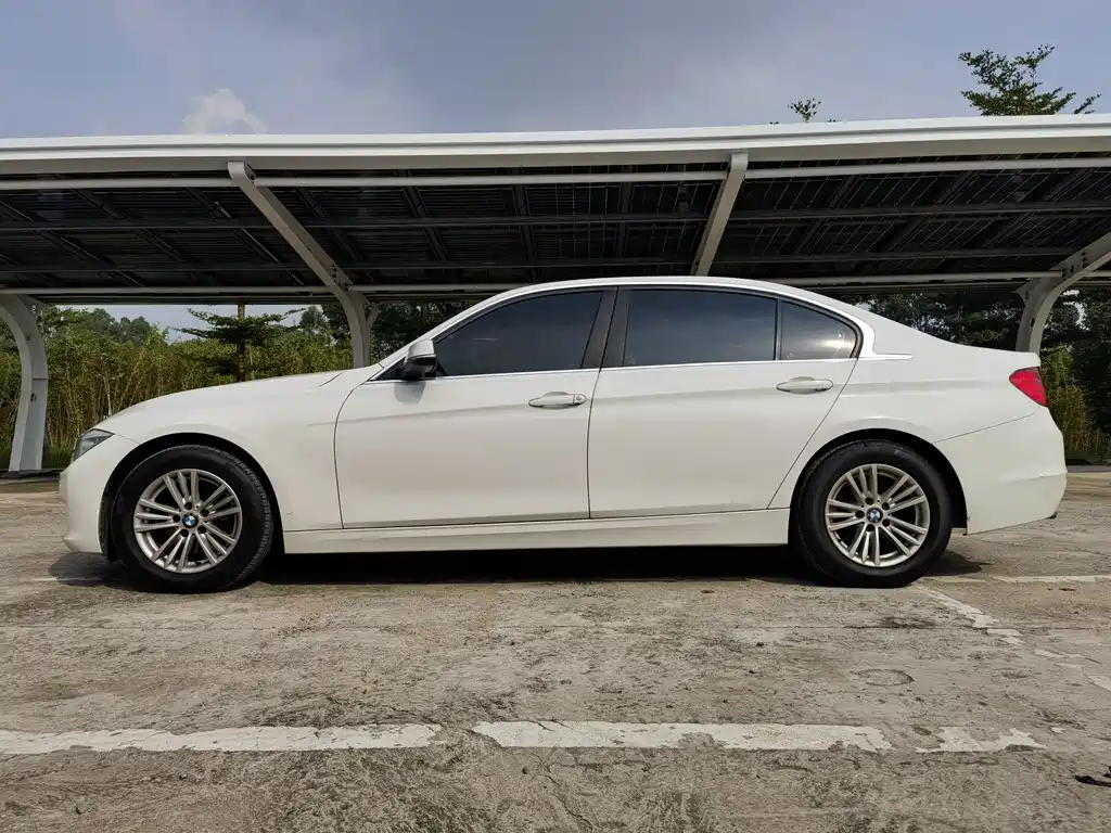 BMW 3 Series — миниатюра 5
