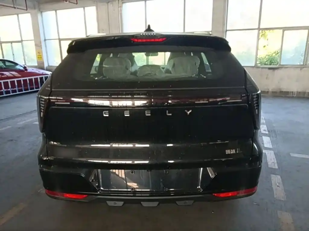 Geely Boyue L — миниатюра 6